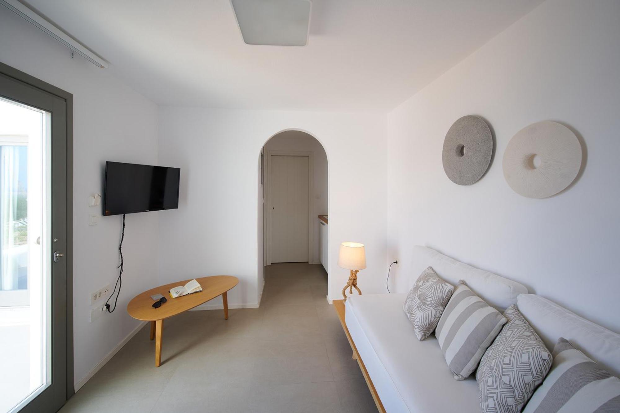 Kymo Luxury Suites Paros Kolympithres Екстериор снимка