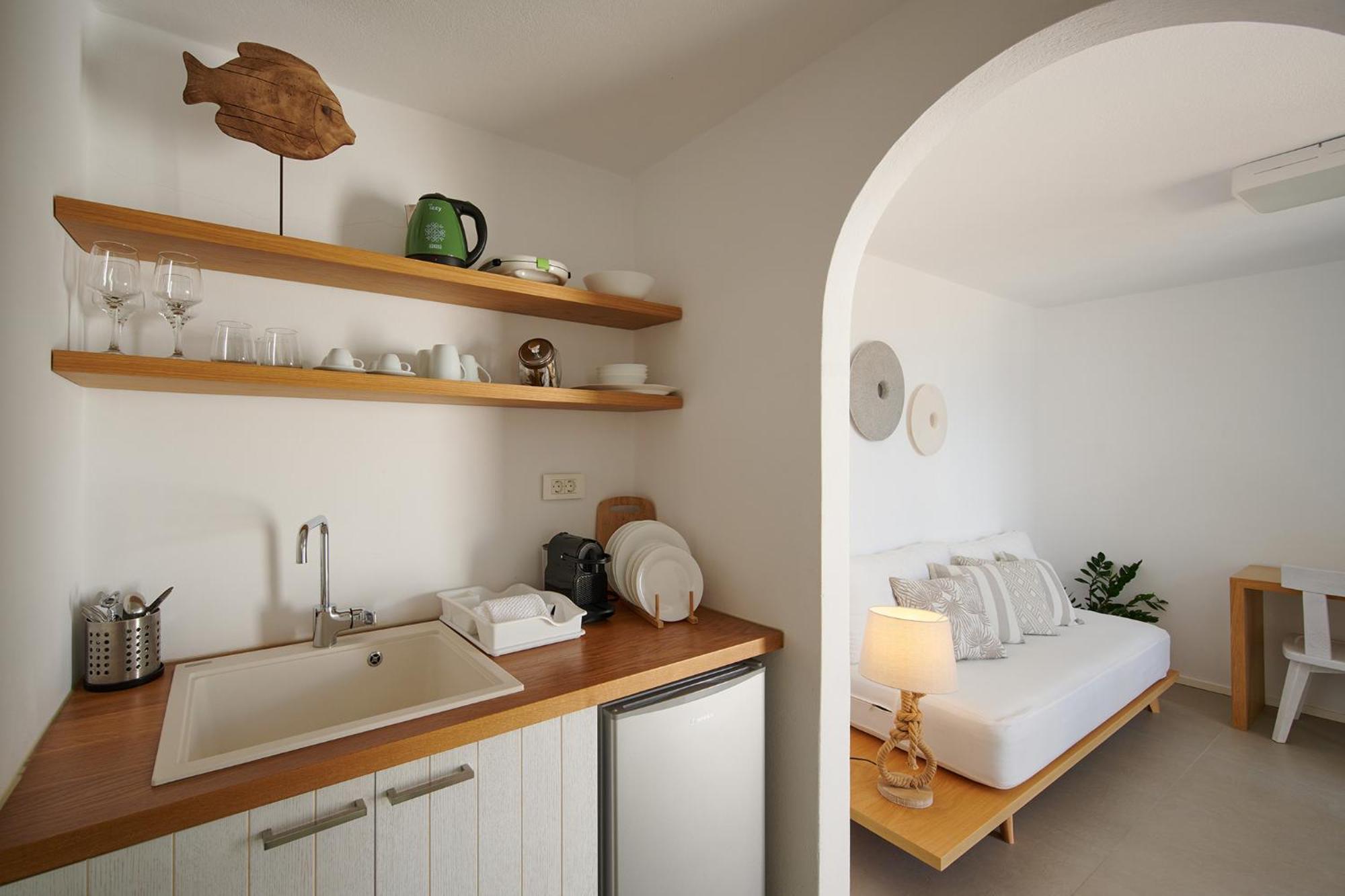 Kymo Luxury Suites Paros Kolympithres Екстериор снимка
